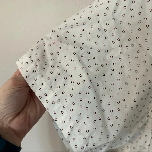 UniQlo Men's Extra Fine Cotton Short Sleeve White Button Up Shirt Size XL GUC - Picture 5 of 8